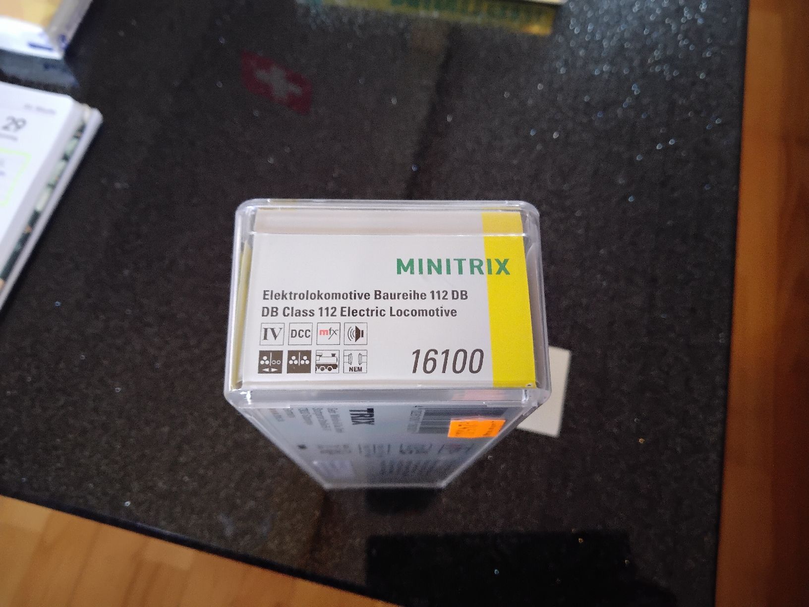 Trix Modelleisenbahnen: Minitrix DB BR112 DCC Sound Neuwertig  – Neu und originalverpackt aus Romanshorn von jar_rxt9 4