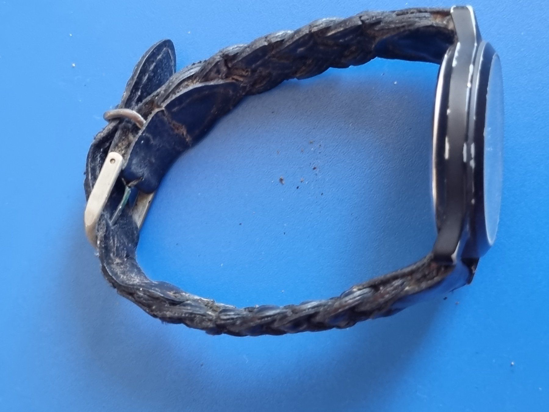 Armbänder & -reifen: Milan Uhr – Gebraucht aus Schaffhausen von Leveron13 5