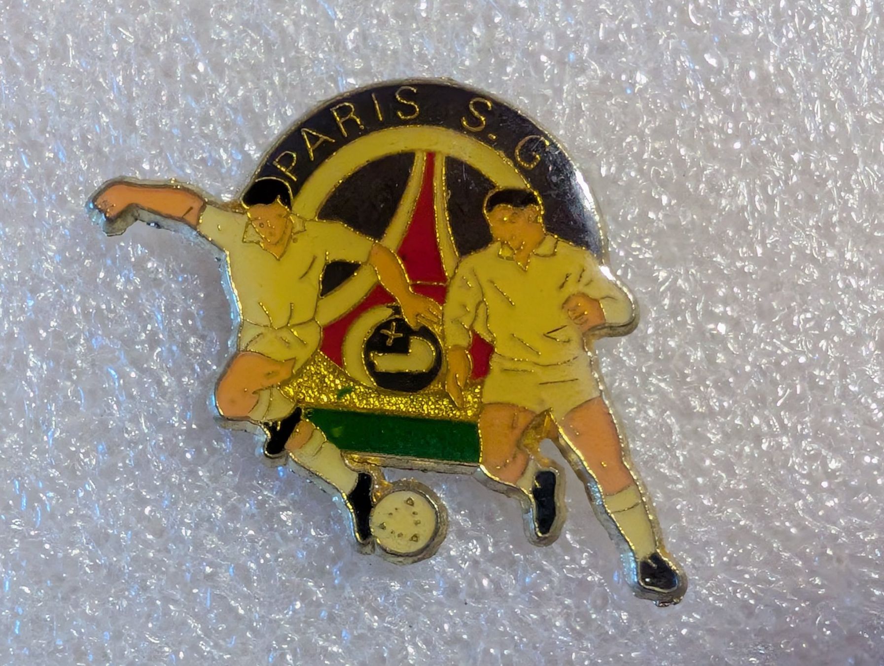 Placchette & Badge: Ansteckpin 277: PSG Paris – Usato da Oppligen venduto da Pin-Fall-Shop