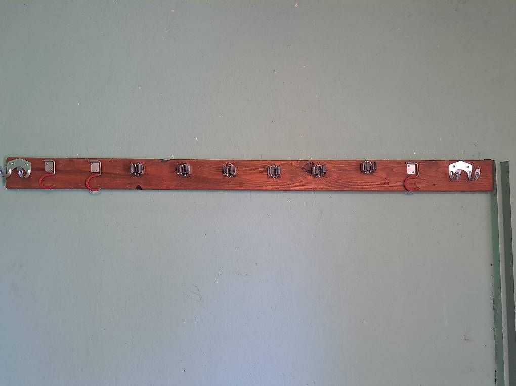 Guardaroba: Wandleiste mit Haken – Usato da Schaffhausen venduto da Xenia87
