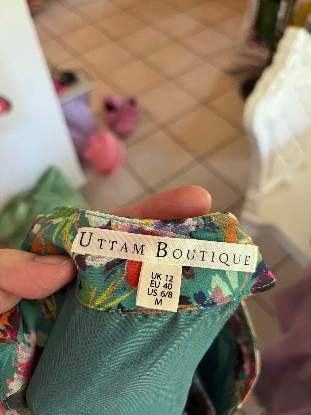 Kleider: Robe longue vert fleurs Uttam Boutique 40 tbe – Gebraucht aus Porrentruy von Madamebovary 2