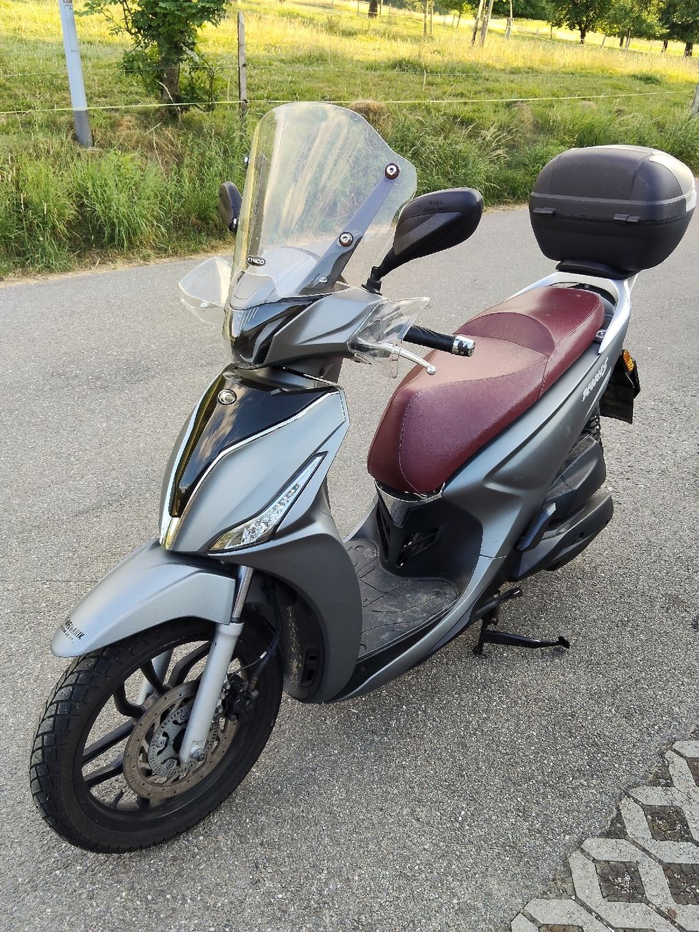 Kymco Altro: Kymco People S 125i – Usato da Kulmerau venduto da Sendy