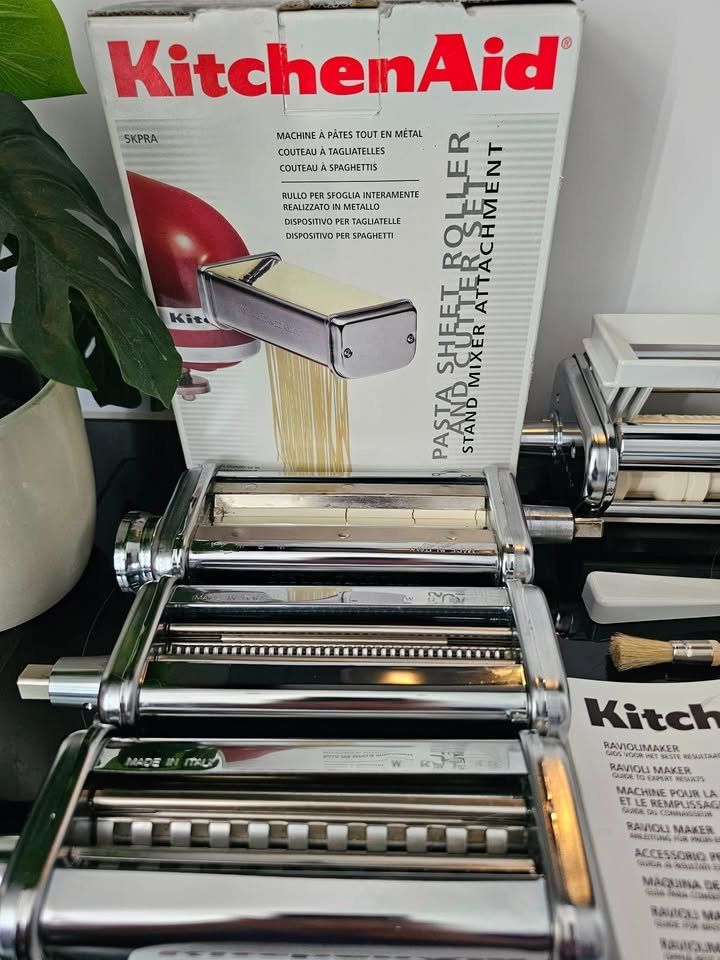 Kitchenaid Appareils de cuisine: Orig.KitchenAid Pasta Roller 3er Set und Raviolimaker – D'occasion à Winterthur par BW.1994 1