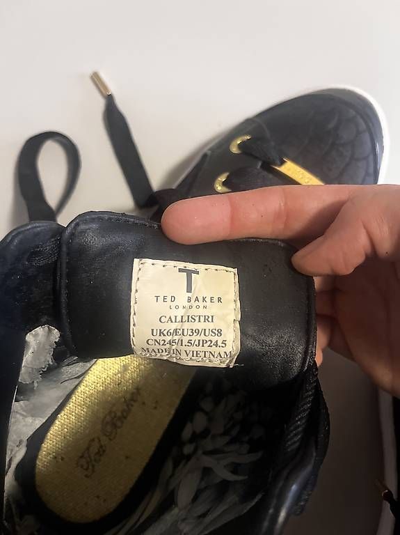 Ted Baker Scarpe da donna: Ted Baker Schuhe Sneakers 39 schwarz – Usato da Zürich venduto da Bilgolagirl 3