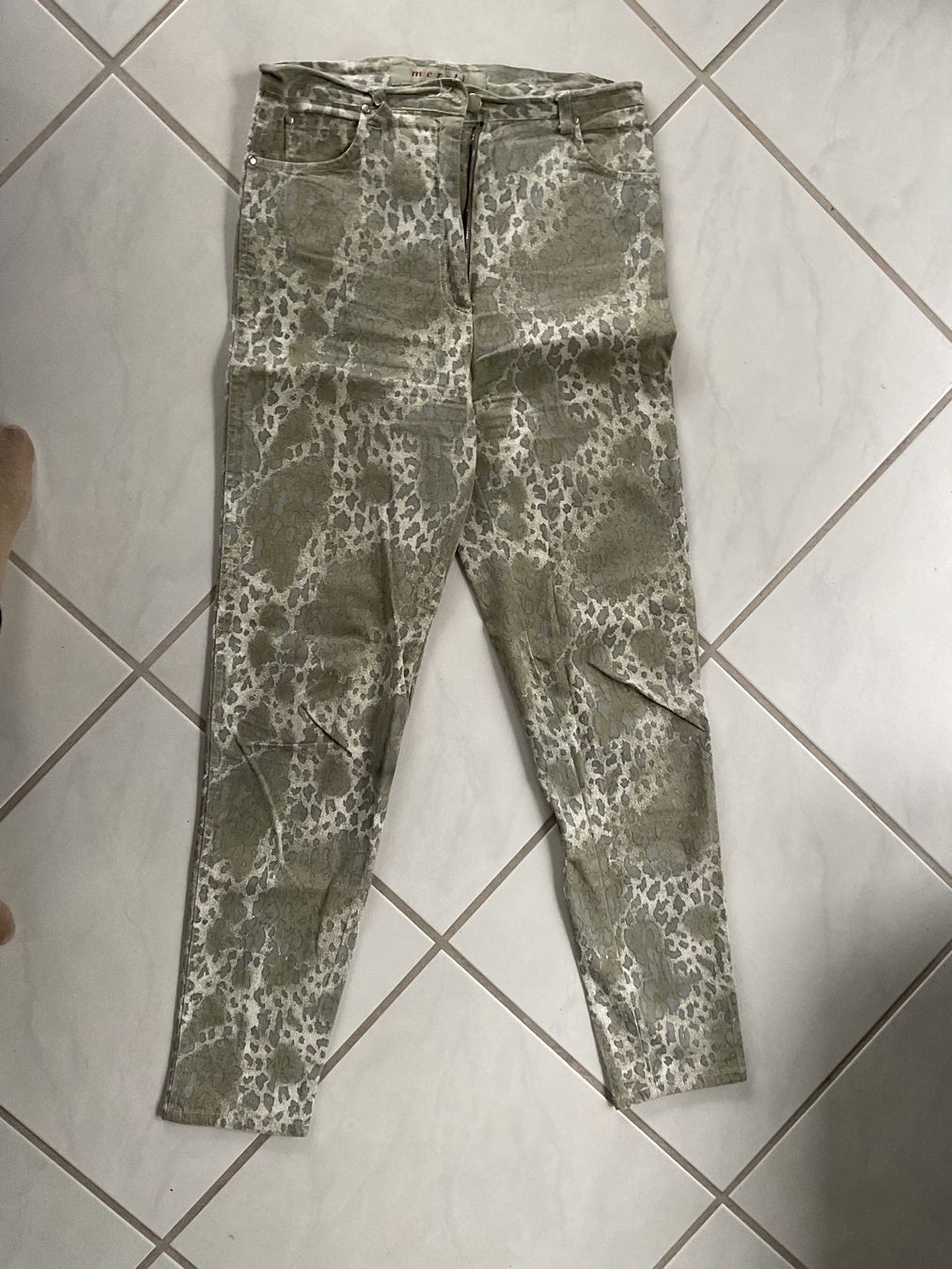 Jeans: Gemusterte Jeanshose Gr. 40 – Usato da Adliswil venduto da bei_2b57 1