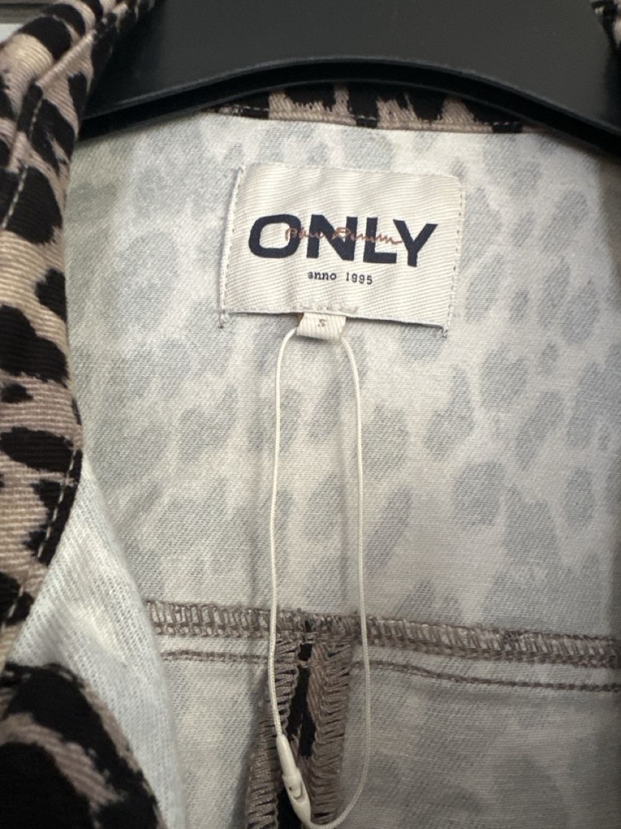 Only Camicette: Only Blusejacke Grösse S – Nuovo (secondo la descrizione) da Gachnang venduto da tsc_5kvc 1
