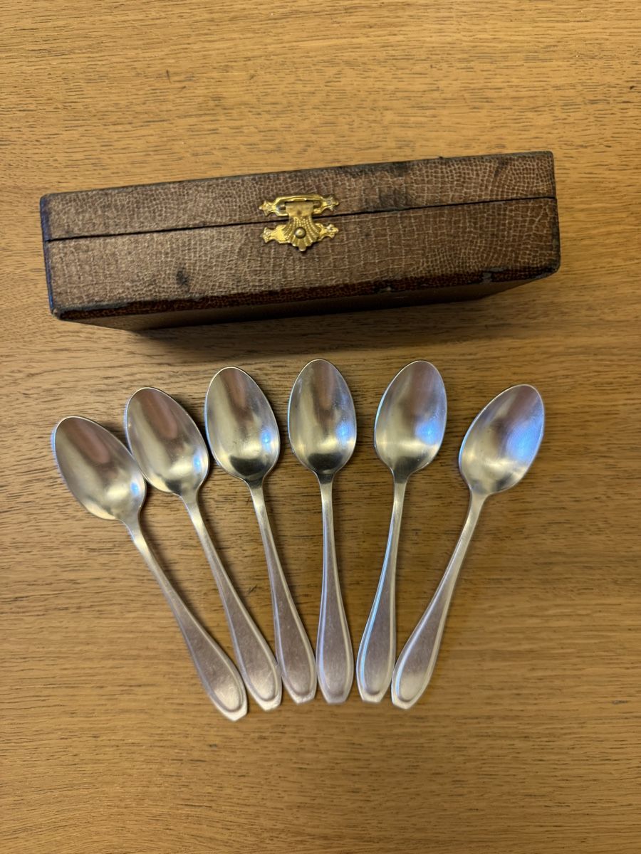 Cucchiai: Antikes 6er Set Dessertlöffel / Kaffeelöffel – Usato da Basel venduto da mar_tsl9 2