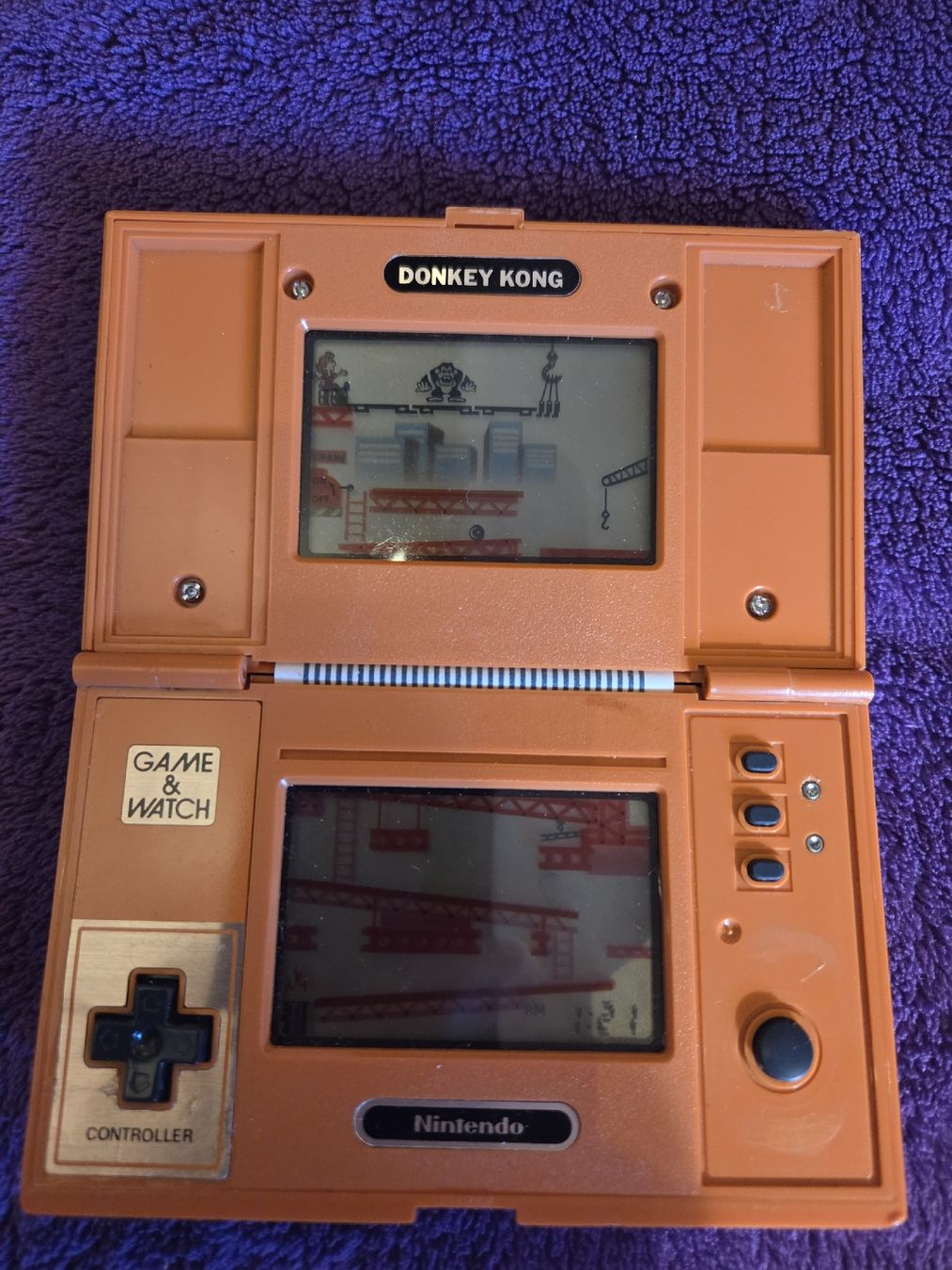Nintendo Konsolen: Console Nintendo Donkey Kong Multi Screen orange, bon état – Gebraucht aus Penthalaz von cel_zv7p