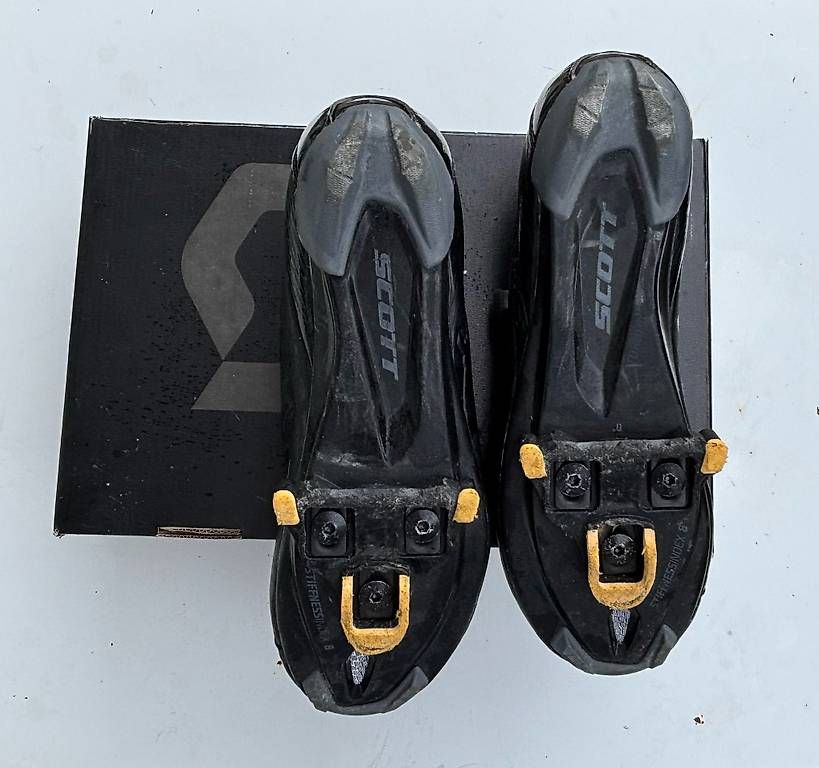 Scott Scarpe da uomo: Scott Rennradschuhe mit Carbon-Sohle, Grosse 41 – Usato da geroldswil venduto da Haiku_82 1