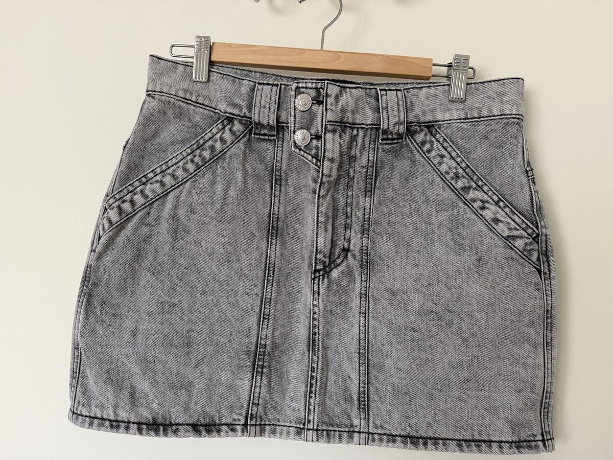 Isabel Marant Gonne: Jupe en jeans Isabelle Marant taille 40 – Nuovo (secondo la descrizione) da Dombresson venduto da feline_ne