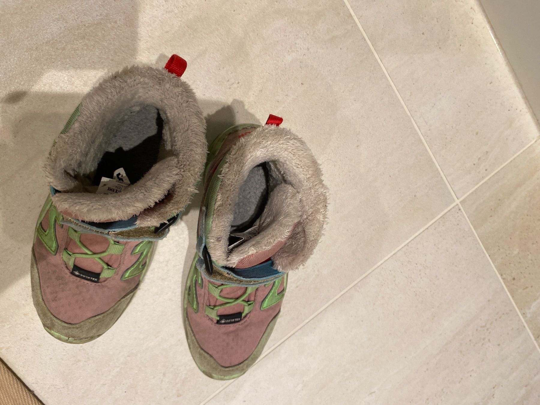 Lowa Schuhe für Jungen: Lowa gebrauchte Grösse 29 – Gebraucht aus Kilchberg ZH von Aquaria_u 2