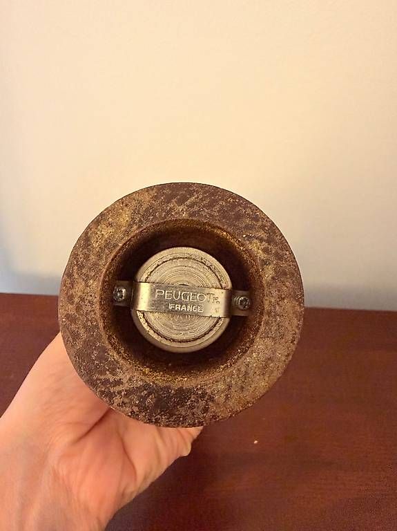 Geschirrsets: Vintage Peugeot Pfeffermühle gross. – Gebraucht aus Basel von yet_7svp 1