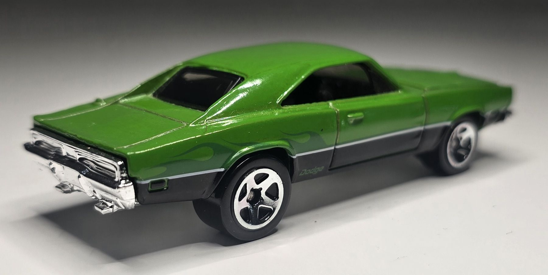 Hot Wheels Modellini d'auto: HotWheels '69 Dodge Charger – Nuovo (secondo la descrizione) da Kirchberg BE venduto da HotWheelsSammler 1