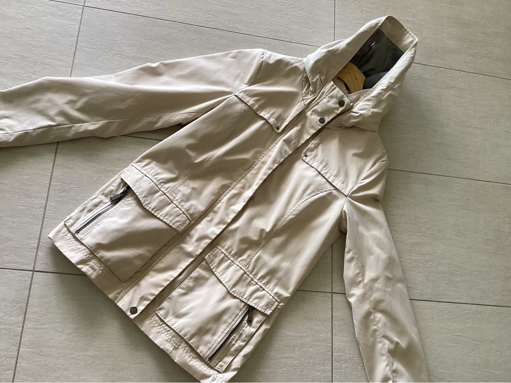 Tom Tailor Vestes: Tom Tailor Übergangsjacke Beige, Gr. S - Top Zustand! – D'occasion à Cham par Lanza08