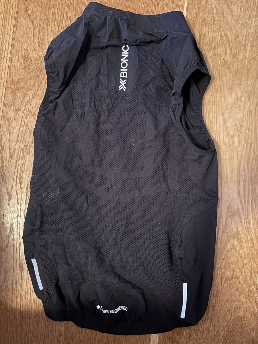 X-bionic Gilets & Westen: X-Bionic Weste  – Neu (gemäss Beschreibung) aus Würenlos von Ashley24 1