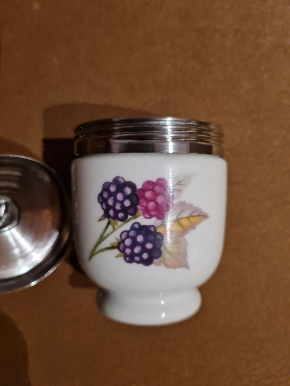 Royal Worcester Autre vaisselle: Coddler Eierbecherli mit Deckel – D'occasion à Münsingen par Cuci31 4