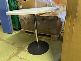 neuer Select Tisch mit Tellerfuss