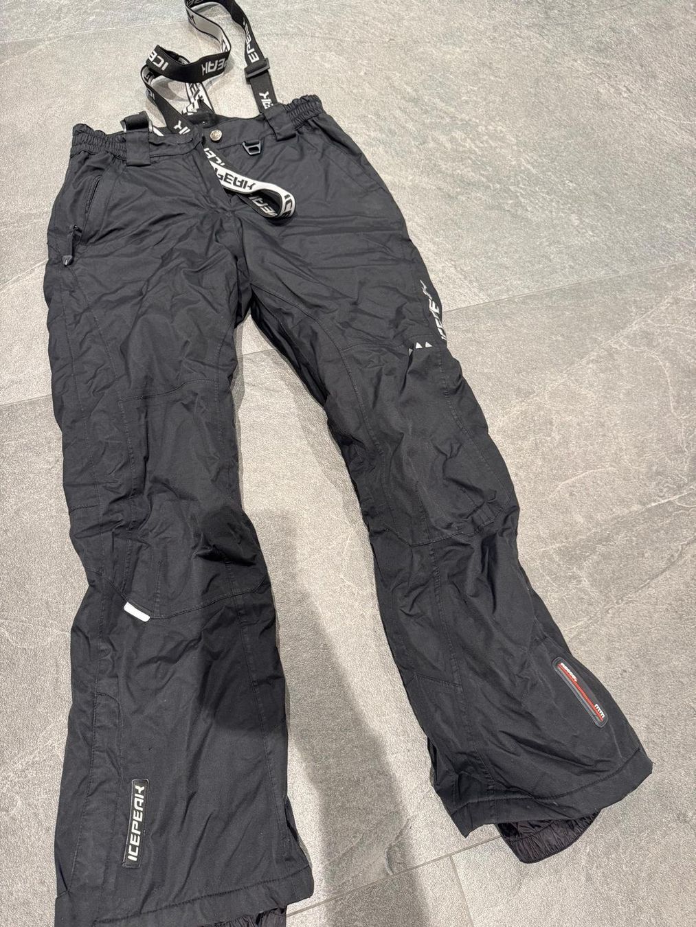 Icepeak Pantaloni: Ice Peak Skihose Schwarz  Gr 164 – Usato da Boll venduto da mar_r88n