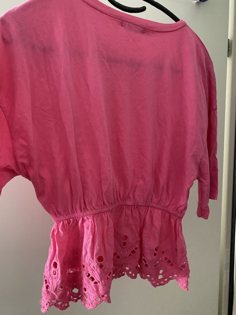 T-Shirts: Shirt pink in Grösse S – Gebraucht aus Ennenda von cal_pn6x 1