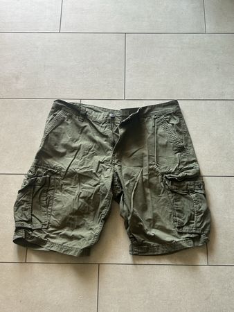 Cargo Jeans Olivegrün
