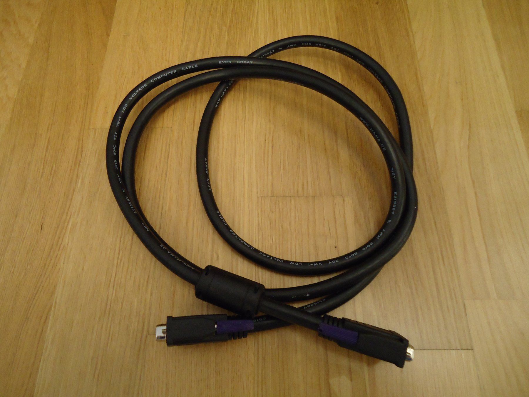 Hama Cavi: HAMA VGA Kabel 1.8m – Usato da Emmenbrücke venduto da BlSi