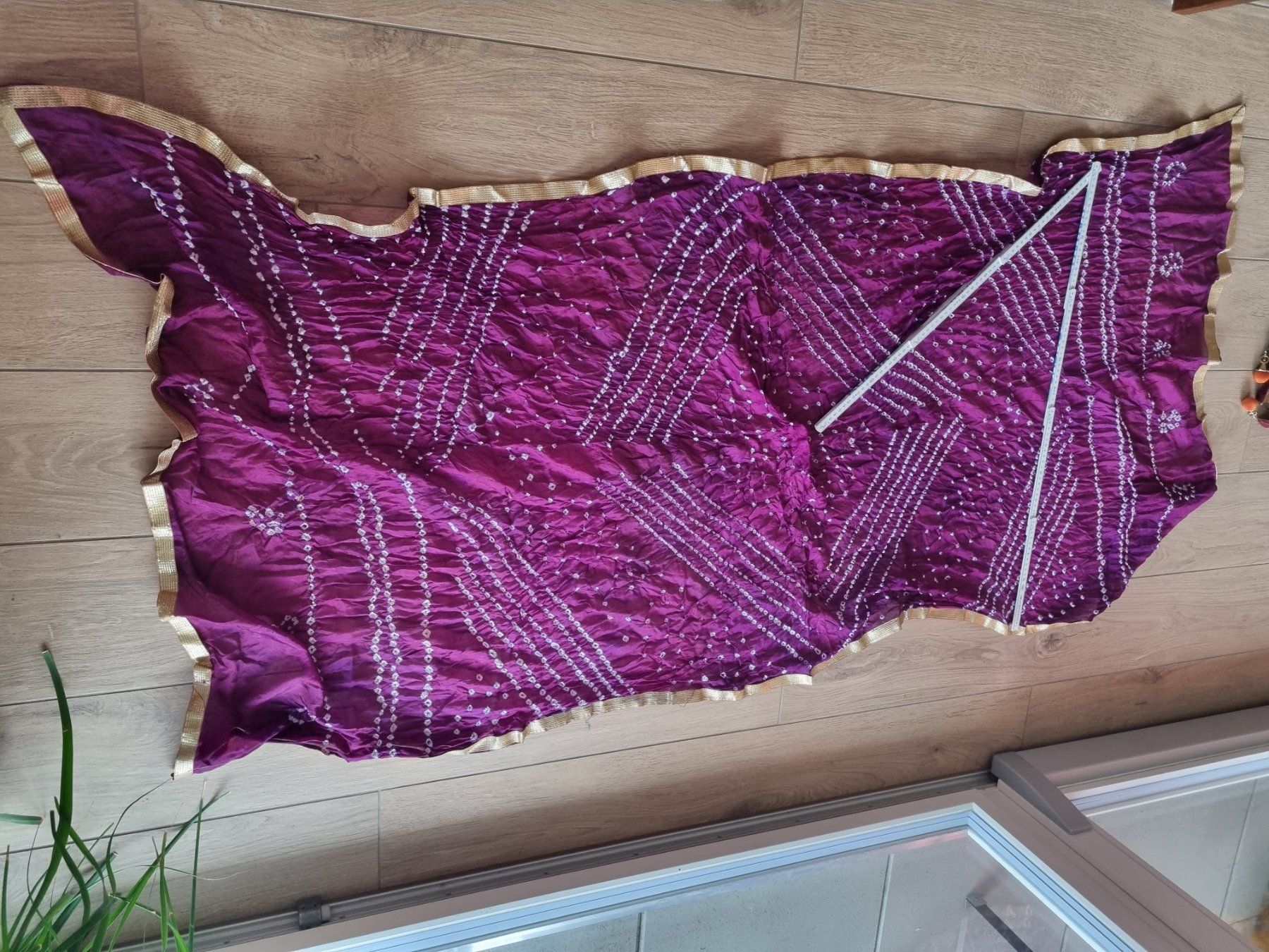 Foulard & Sciarpe: Scarves - each one for 20 francs – Nuovo e nell'imballaggio originale da Le Locle venduto da vri_c59x 1