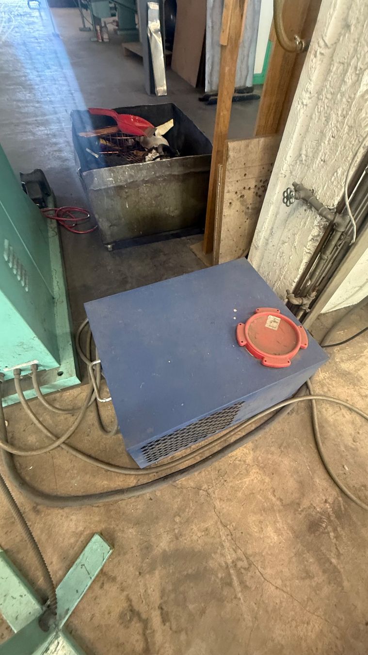 Postes à souder: PUNKTSCHWEISSMASCHINE – D'occasion à Aedermannsdorf par sam_9kng 7