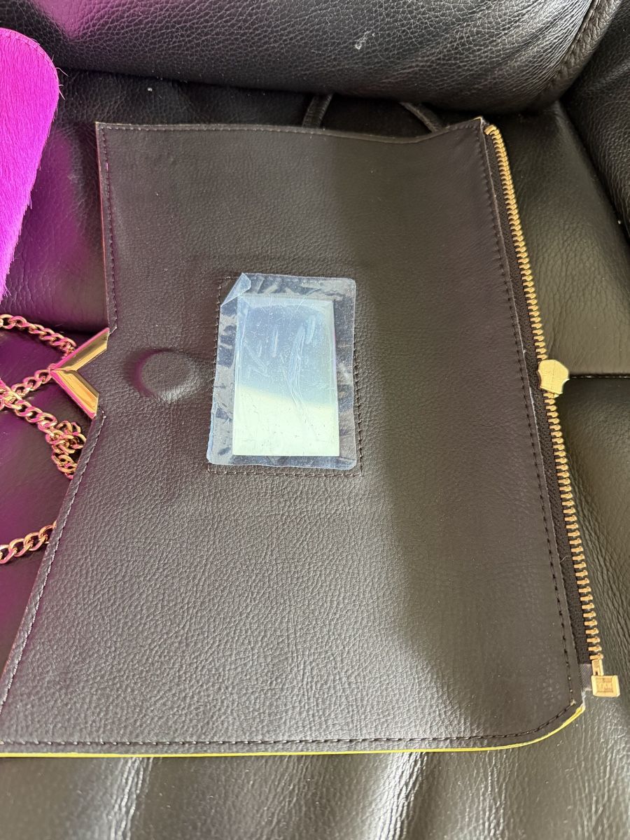 Borse da donna: Sac Versa Versa avec deux rabats – Usato da Lausanne venduto da Pascal9999 4