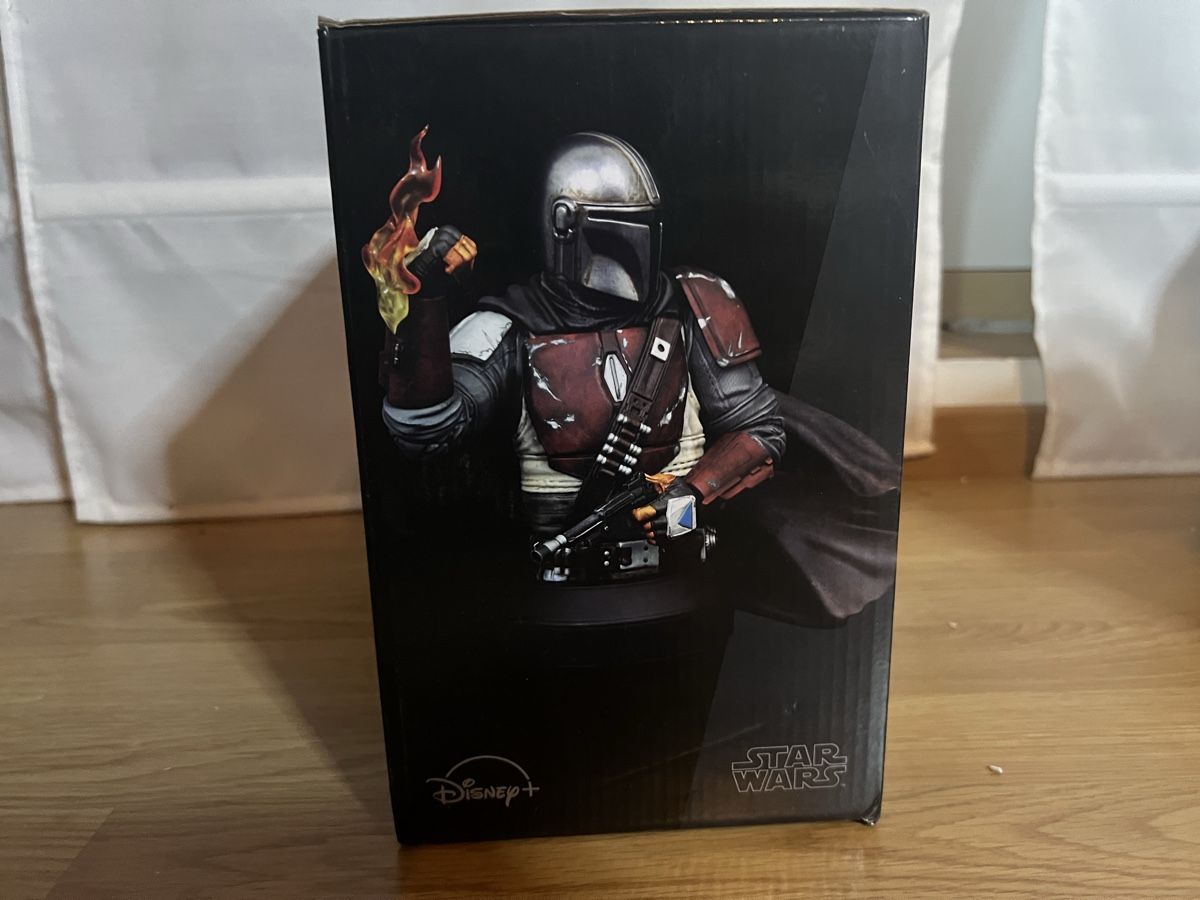 Star Wars Statuette: Star Wars The Mandalorian Büste – Nuovo (secondo la descrizione) da Luzern venduto da Mytigger 2