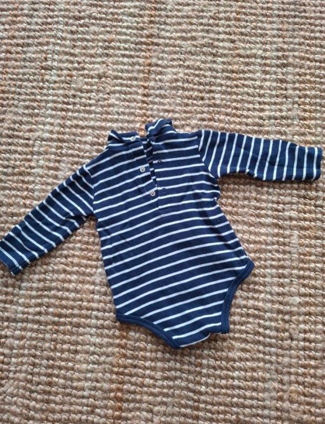 Biancheria intima: Rollkragen Body 6 Monate 68 – Usato da Birmensdorf ZH venduto da ilka05 2