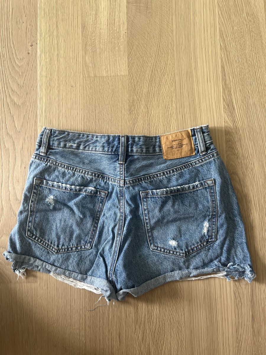 Stradivarius Jeans: Hotpants, Stradivarius Gr. 38 – Usato da Stein am Rhein venduto da Selomelo. 1