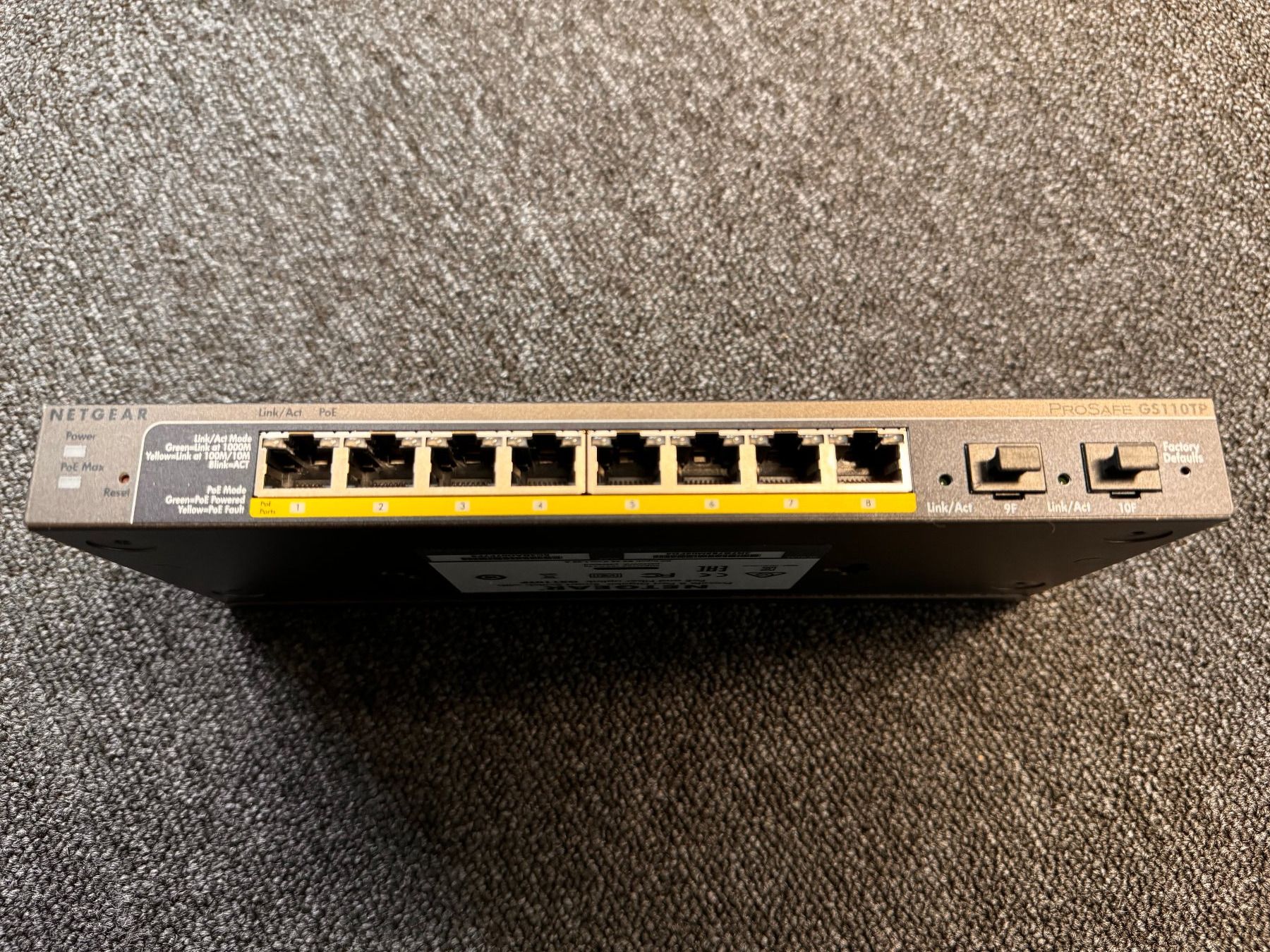 Netgear Hub & Switch: ***  2x NETGEAR ProSafe GS110TP 10-Port-Switch *** – Usato da Willisau venduto da  2
