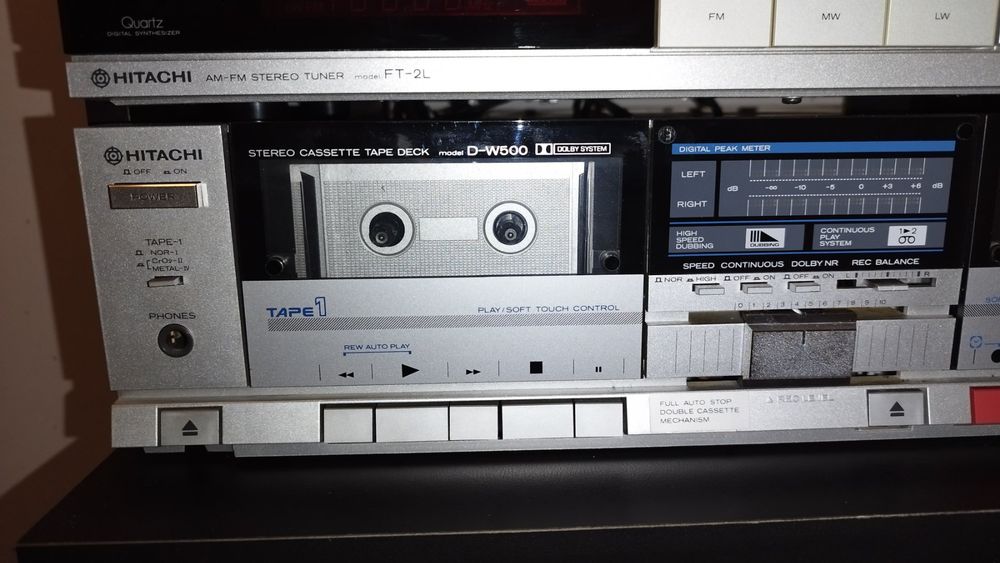 Stereoanlage Hitachi mit original Rack (Gebraucht) in Zollikofen für ...