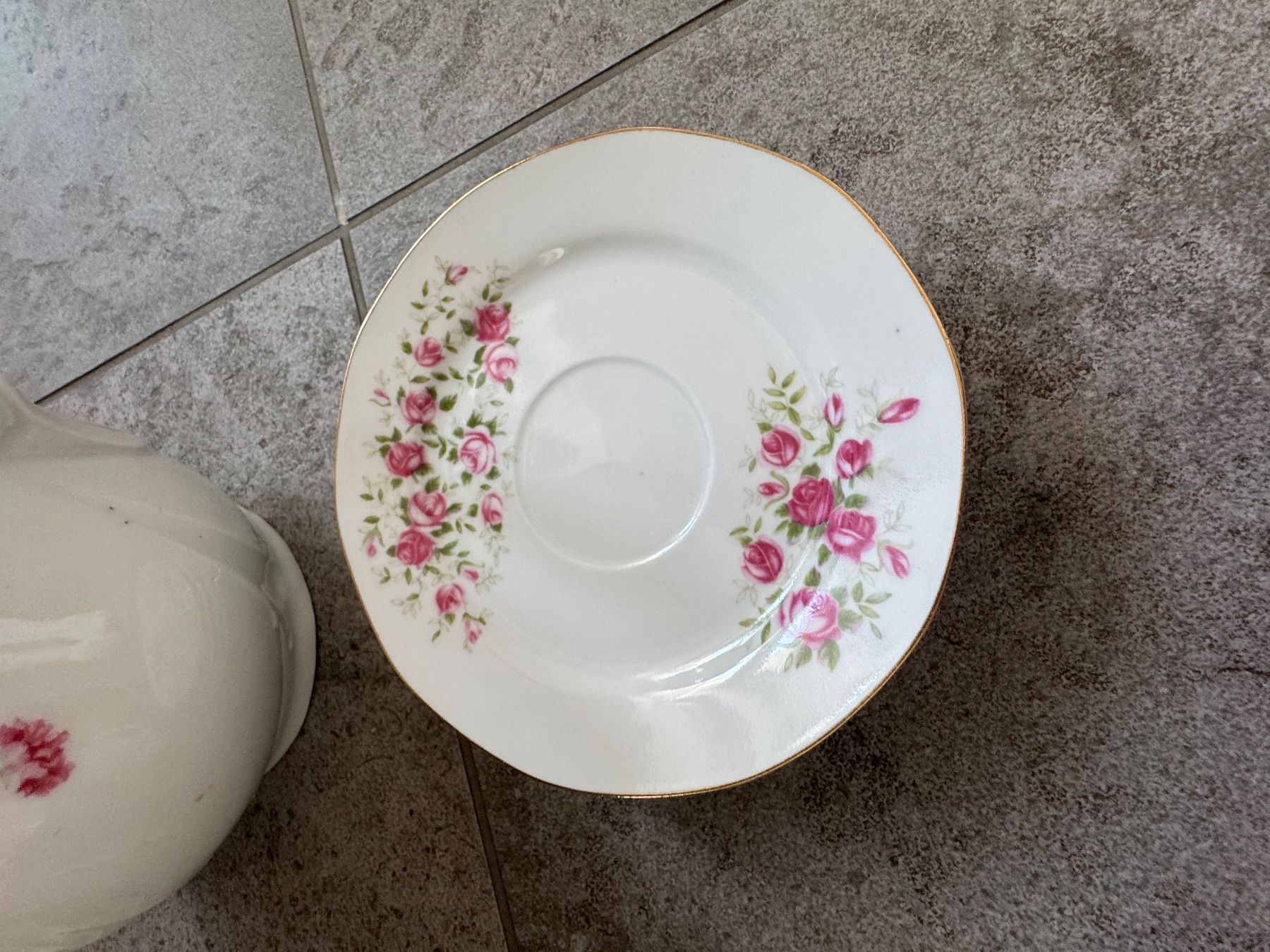 Services de table: Geschirrset – D'occasion à Hünibach par ellllaaa 3