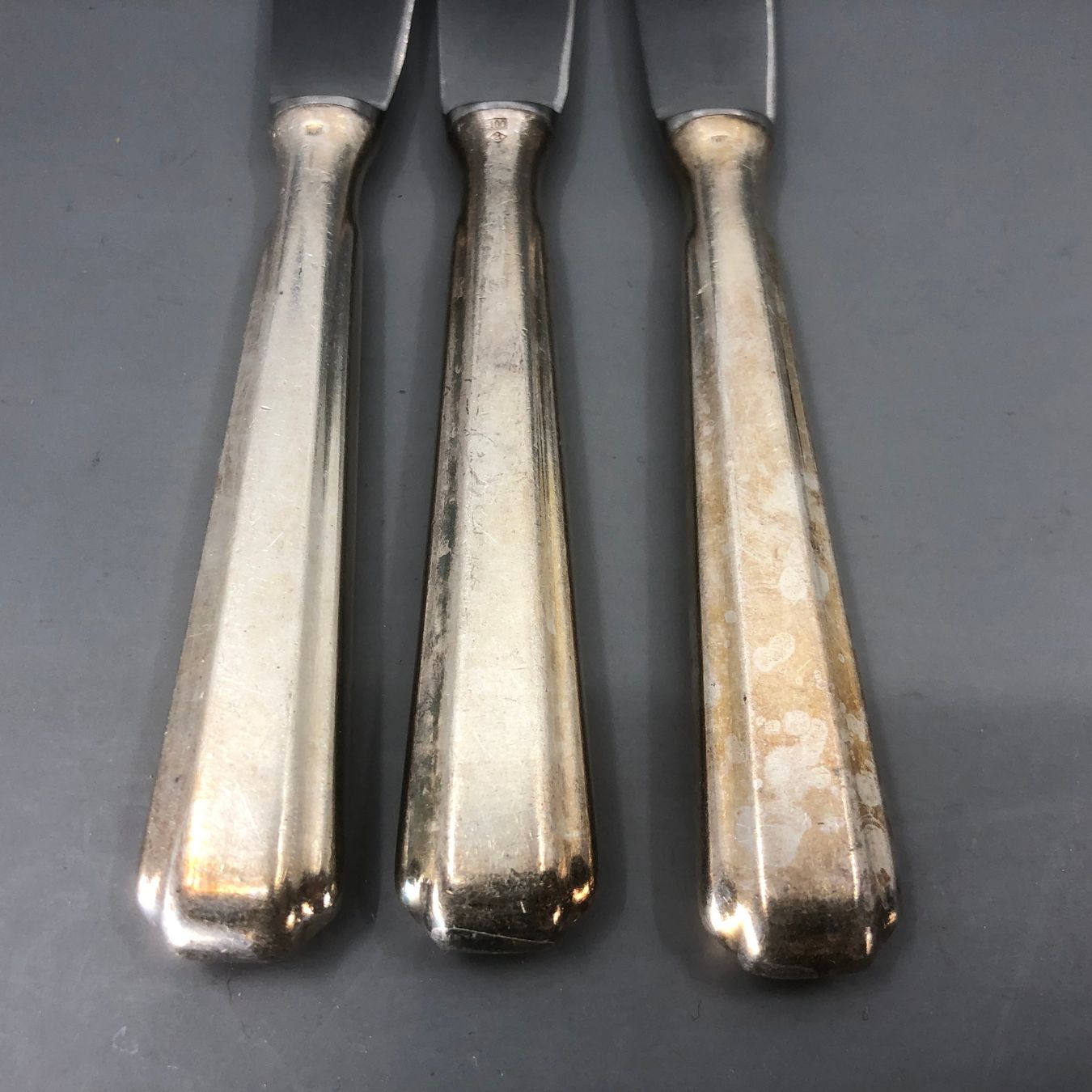 WMF Posate: 3 Dessertmesser versilbert WMF Modell 1900 Art Deco – Usato da Basel venduto da Tiabeanie 8