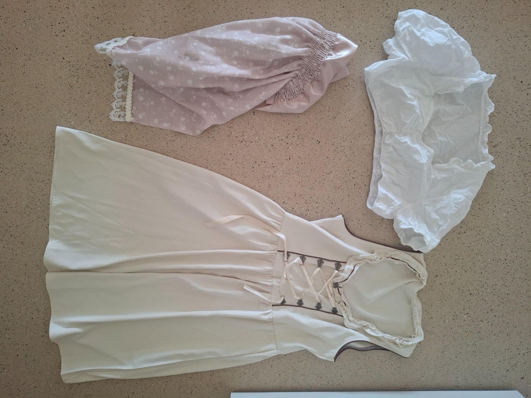 Kleider: Dirndl XL – Gebraucht aus Winterthur von fahrnera 4