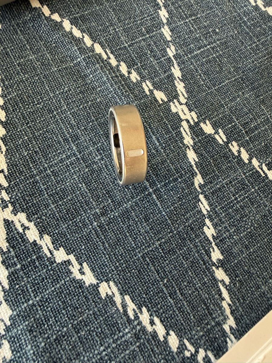 Oura Bagues: Oura Ring 4 Bundle,  "Stealth" + Extras (Grösse 12) – Neuf avec emballage d'origine à Zürich par __sandro 2
