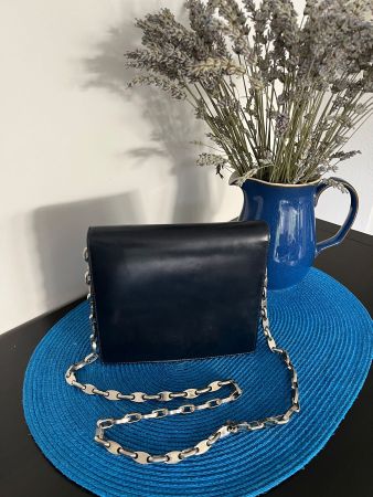 Damentasche Prange dunkelblau mit Metallkette Vintage