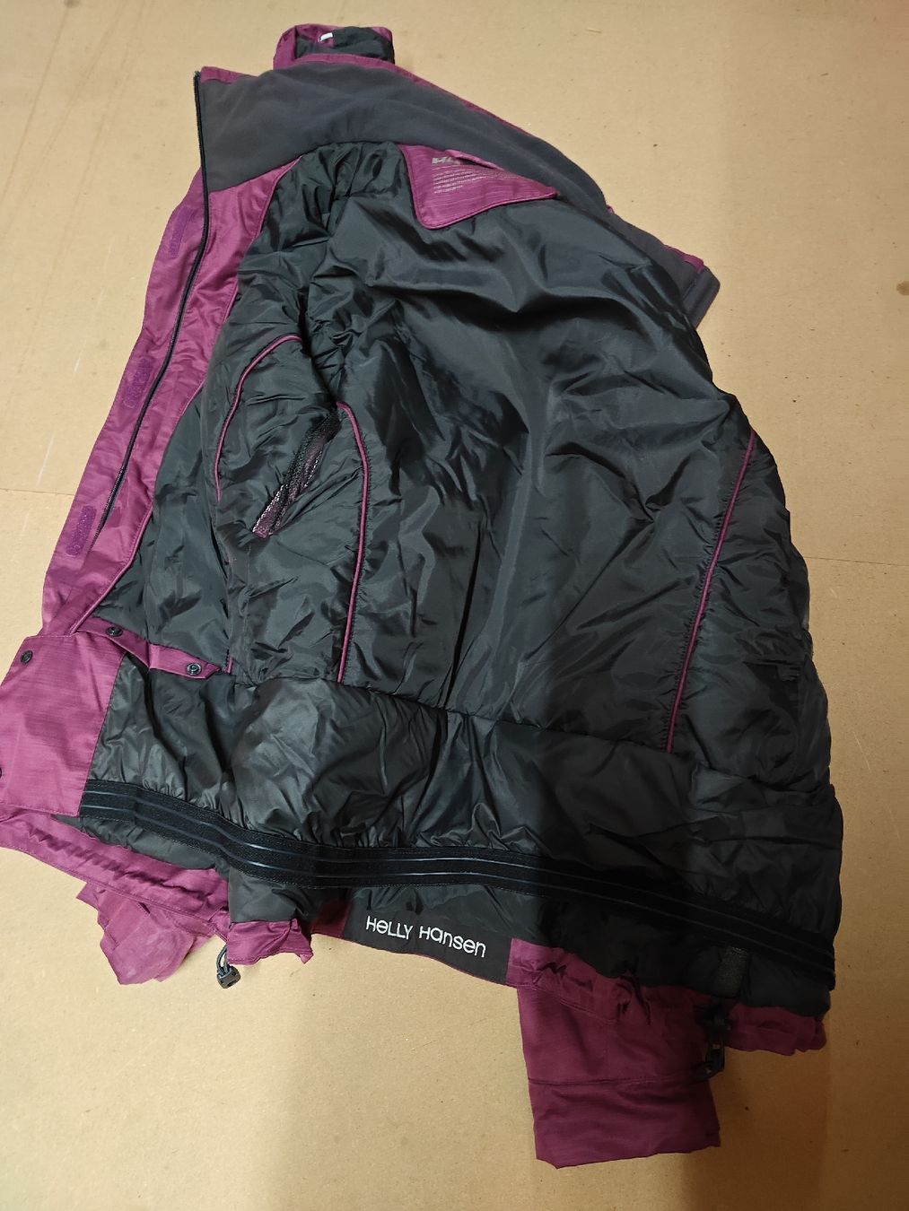 Helly Hansen Giacche: Helly Hansen Damenjacke Grösse L – Usato da Zürich venduto da luc_mf5d 2