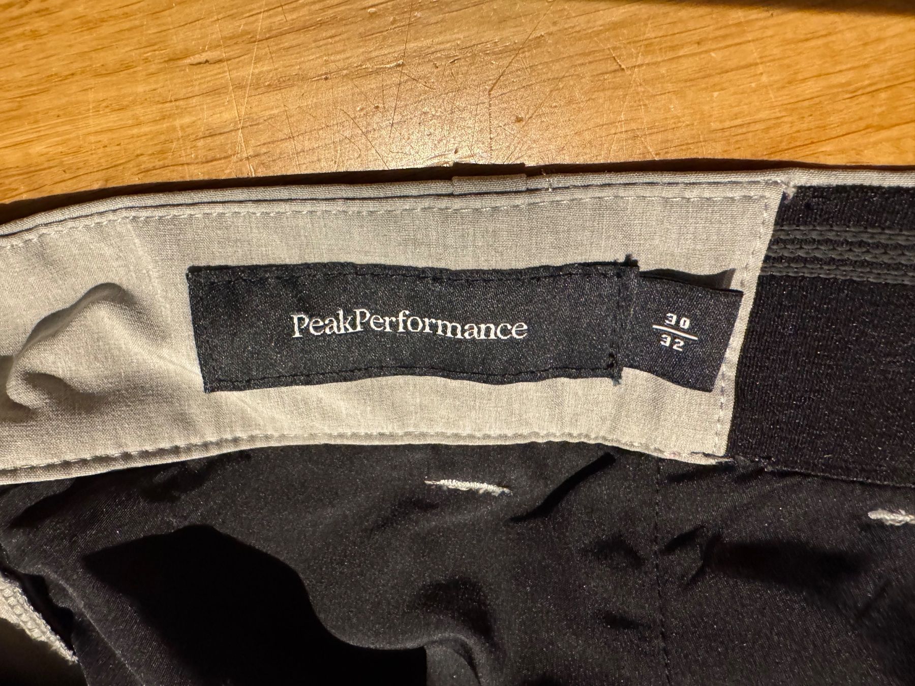 Peak Performance Pantaloni: Peak Performance Golf Hosen Herren – Nuovo (secondo la descrizione) da Einsiedeln venduto da pet_5mzs 2