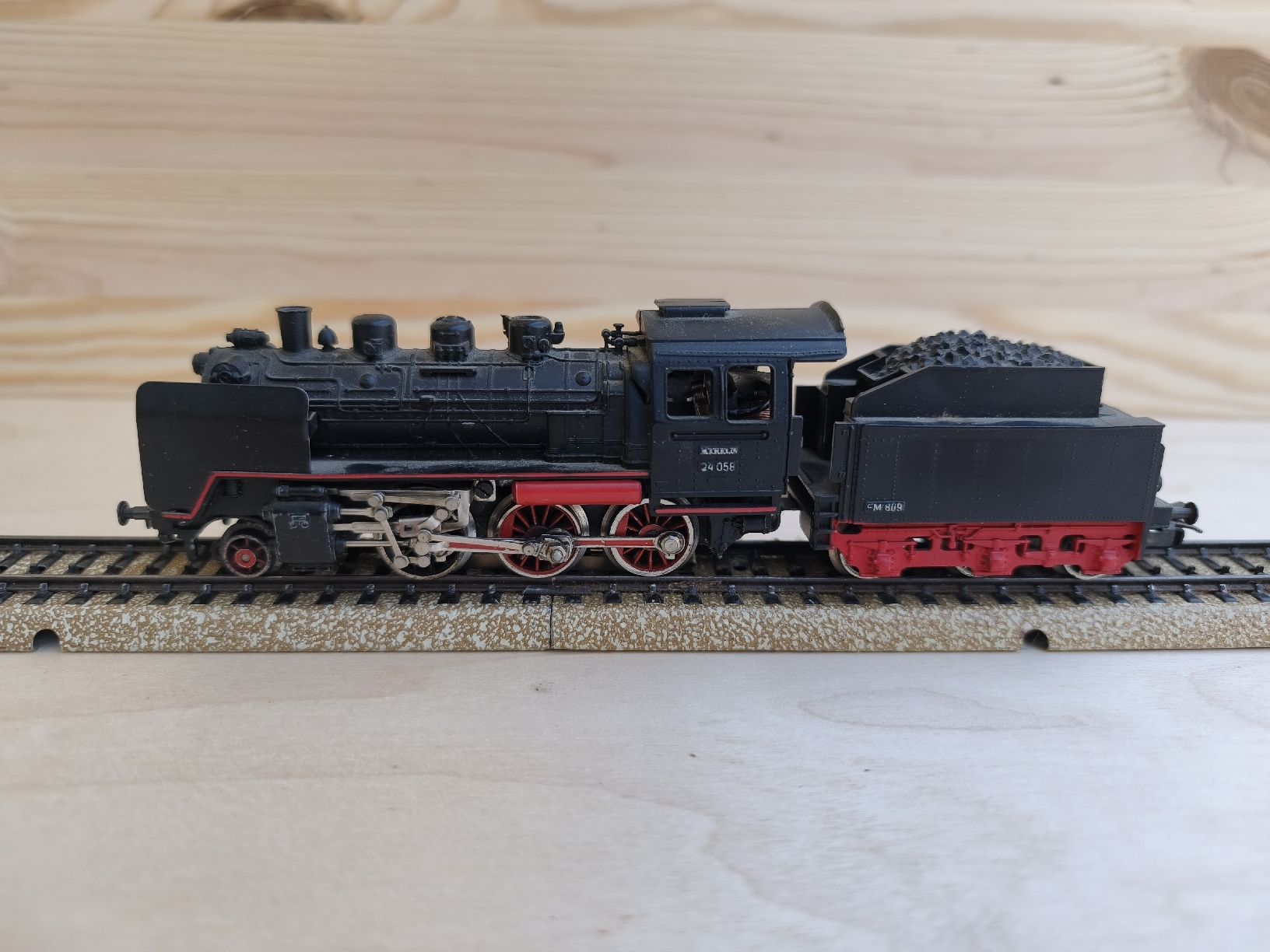 Märklin Modelleisenbahnen: Märklin 3003 Lokomotive  – Gebraucht aus Augst BL von Schubrahim 3