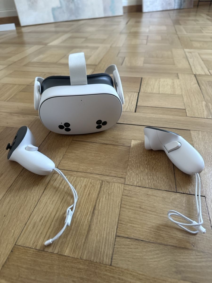 Meta Casco VR: Meta Quest 3S VR Brille mit Controllern – Usato da Zürich venduto da lis_2v55
