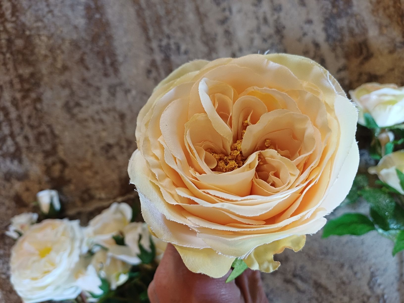 Tutte le decorazioni: neu: Kunstrosen Deko-Blumen Strauss  – Nuovo (secondo la descrizione) da Nassen venduto da verrueckt 5