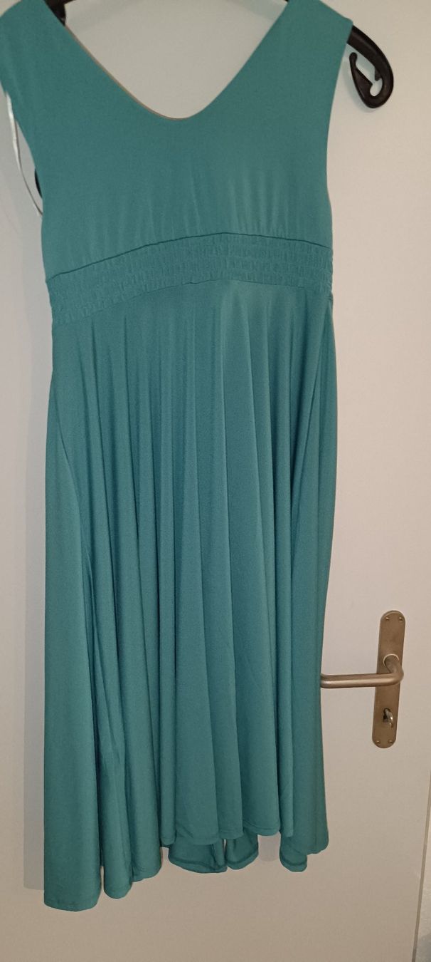 Robes: Kleid – Neuf (Voir description) à Mellingen par Kar_rm6h 2