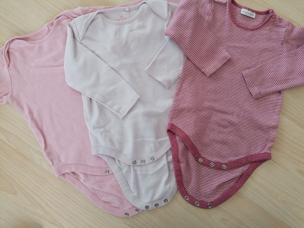Next Kleiderpakete & -sets: 3er Set Bodies Next 12-18 Monate – Gebraucht aus Diessenhofen von sabrina1204