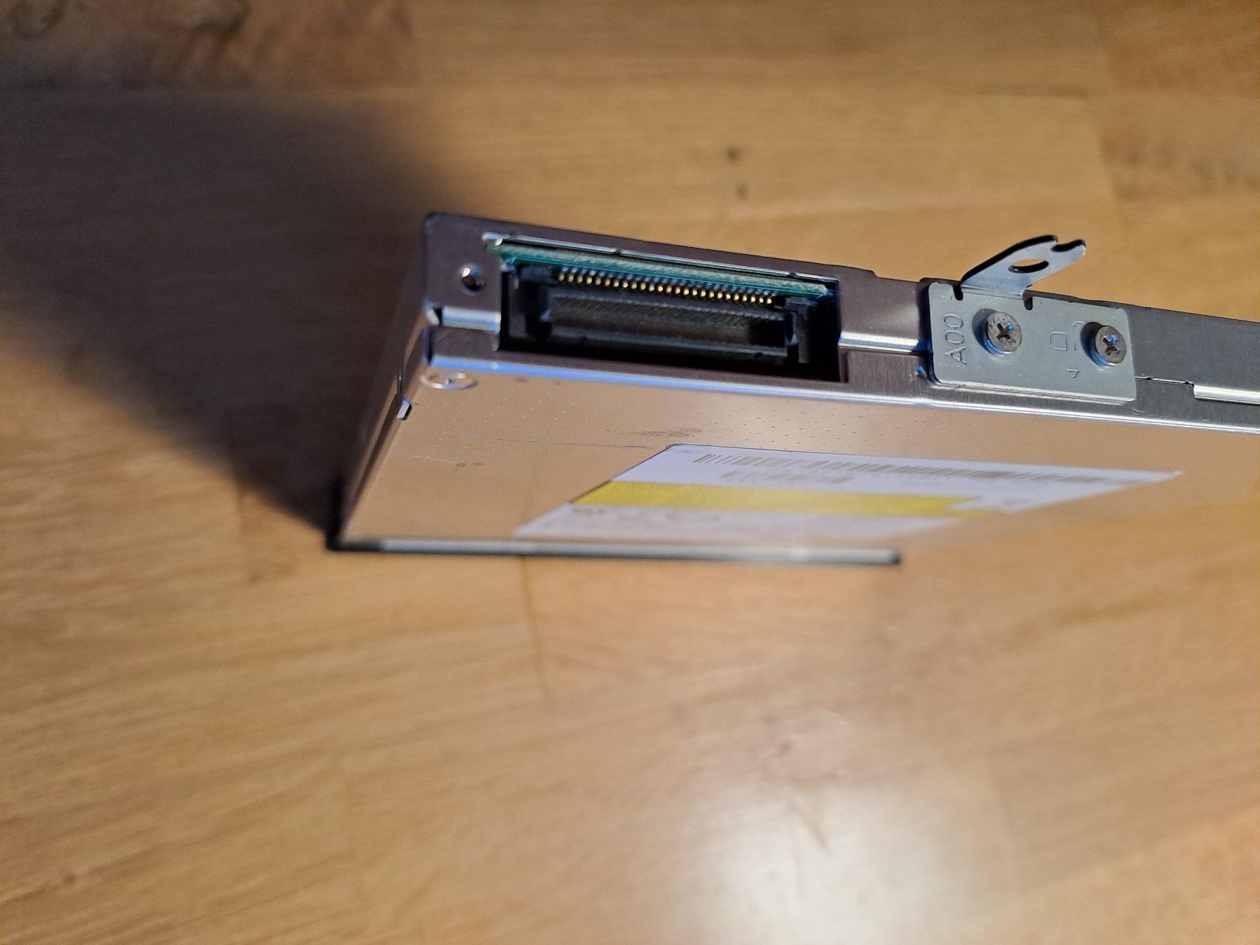 Tutti i DVDs: DVD/CD Rewritable Drive for computers – Usato da Rieden AG venduto da Werkstattlaedeli 3