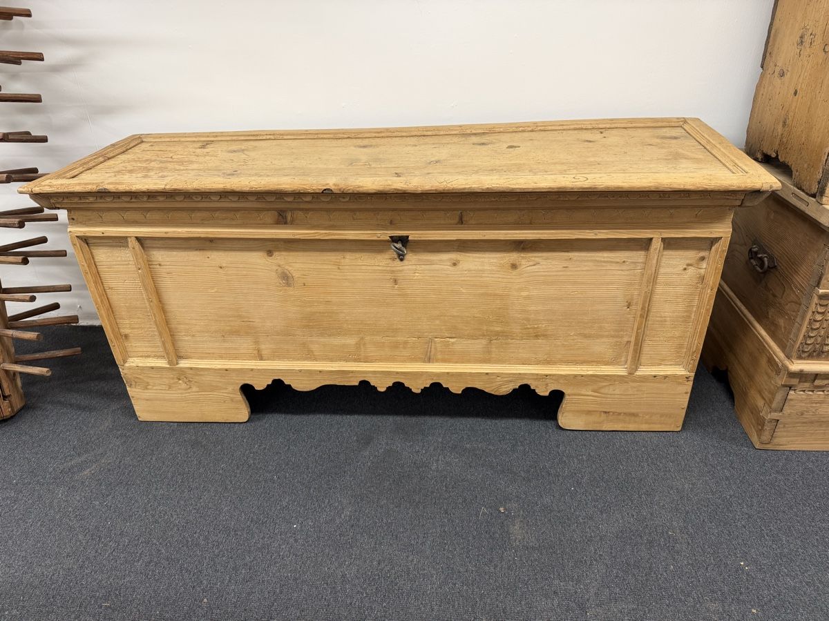 Cassapanche: Truhe datiert.1679 – Usato da Gossau SG venduto da Liq-Gossau