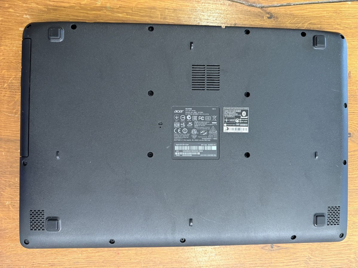 Acer Notebooks: Acer Aspire ES1-531 – Defekt aus Riddes von pan_jbg8 3