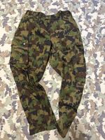 Neuwertige TAZ 90 Armee Militär Hosen 52 76  PA Hose