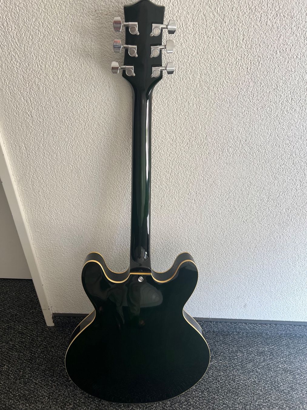 Musikinstrumente: Schöne Blues & Jazz Gitarre – Gebraucht aus Hochdorf von Brandnew 2